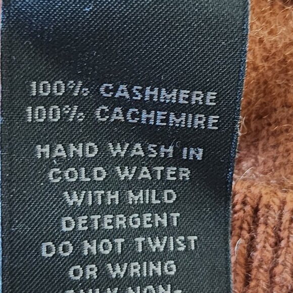 Saks Fifth Avenue Burnt Orange 100% Cashmere V-Neck Sweater - Picture 5 of 5